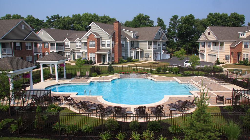 The Crest At Elm Tree Mount Joy PA 17552 8002929380 Apartments